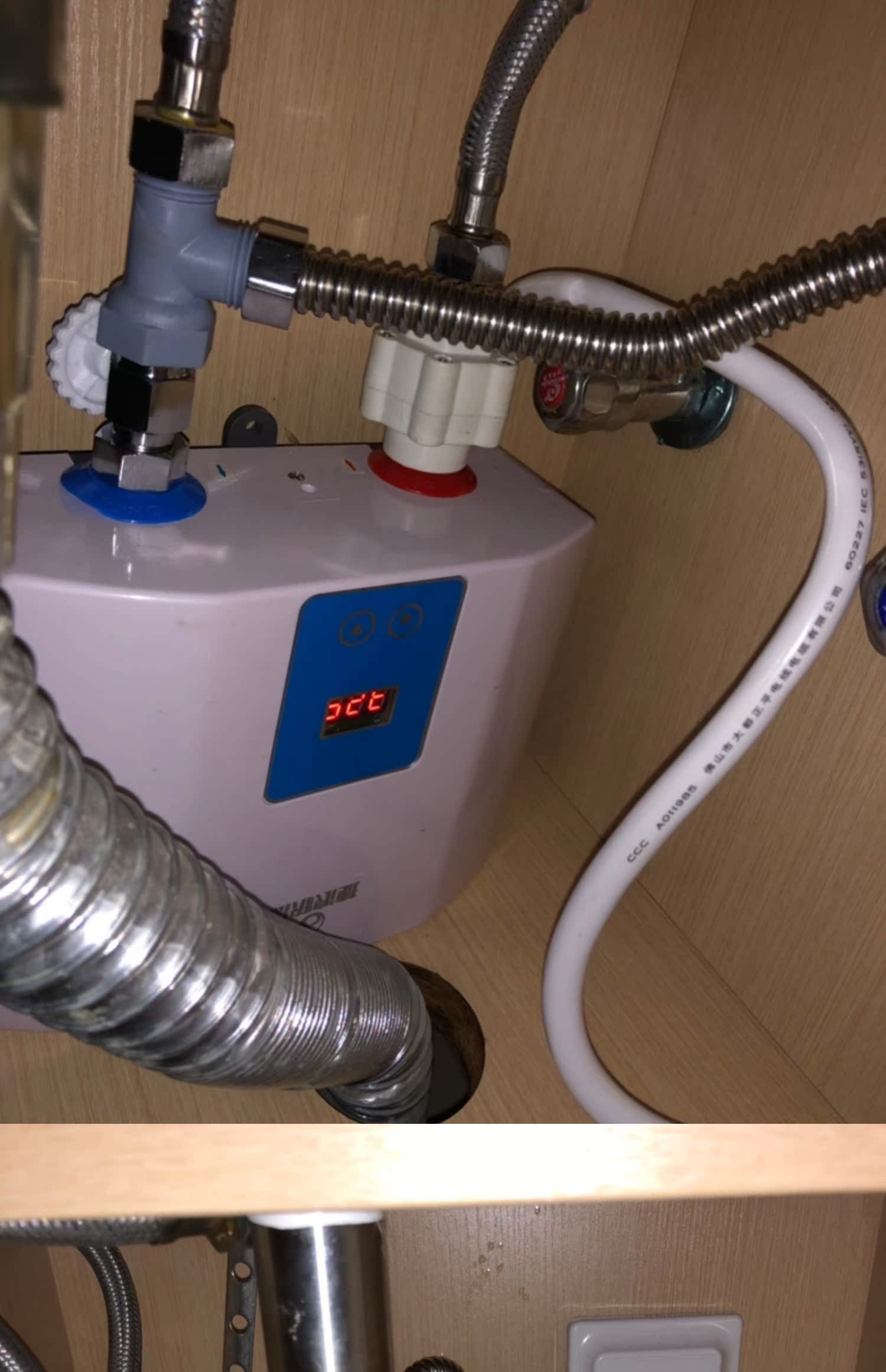 bình nóng lạnh rossi 20l Trang chủ nhà bếp nhiệt độ nóng nhà bếp điện nước nóng vòi nước nóng nhỏ vòi hoa sen nhỏ bàn nước nóng - Máy đun nước binh nong lanh