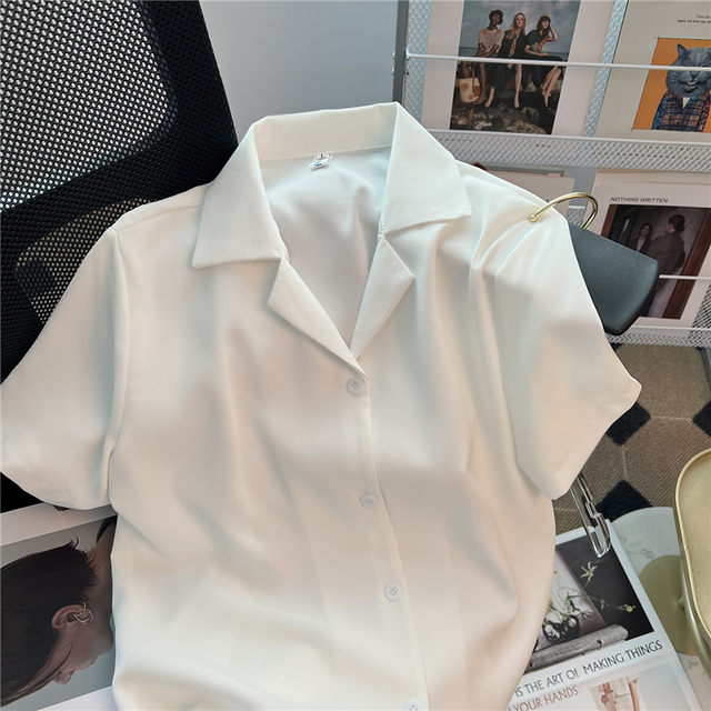 2022 new white shirt women's summer short-sleeved suit collar chic top clothes design sense chiffon shirt thin section