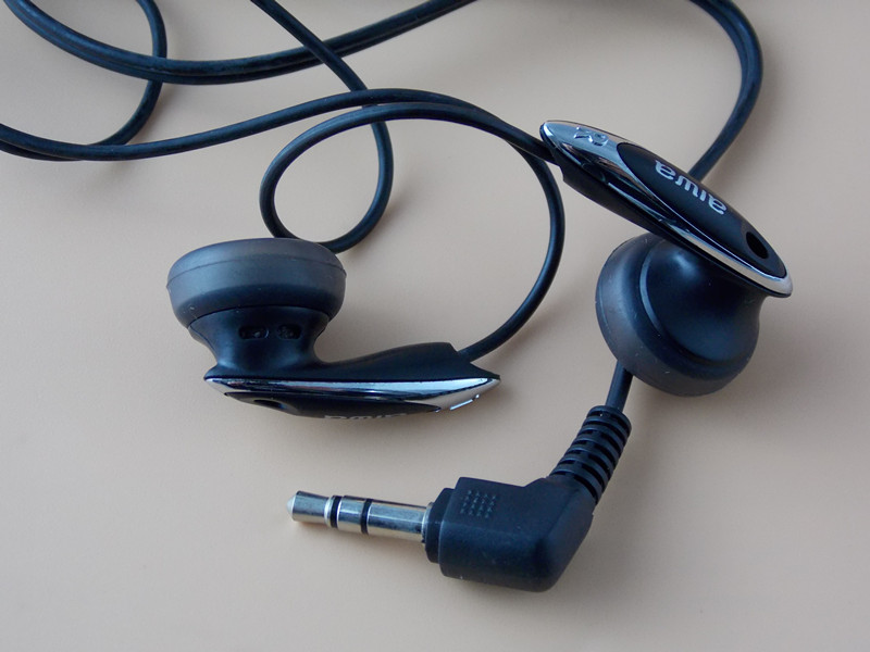 Aiwa HP-V161 CD Earphone Long-short Line Air Cushion Earplug