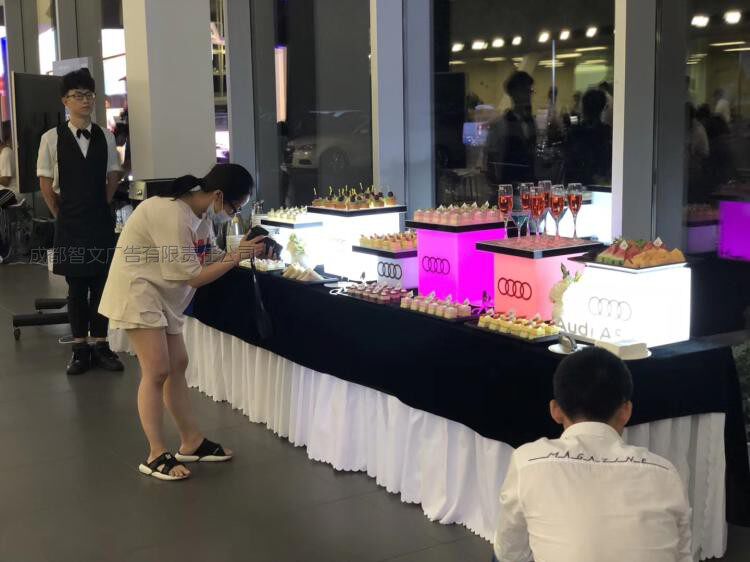 Luminous bottom support Night party Cold food drinks display stand Wedding catering Food buffet display stand