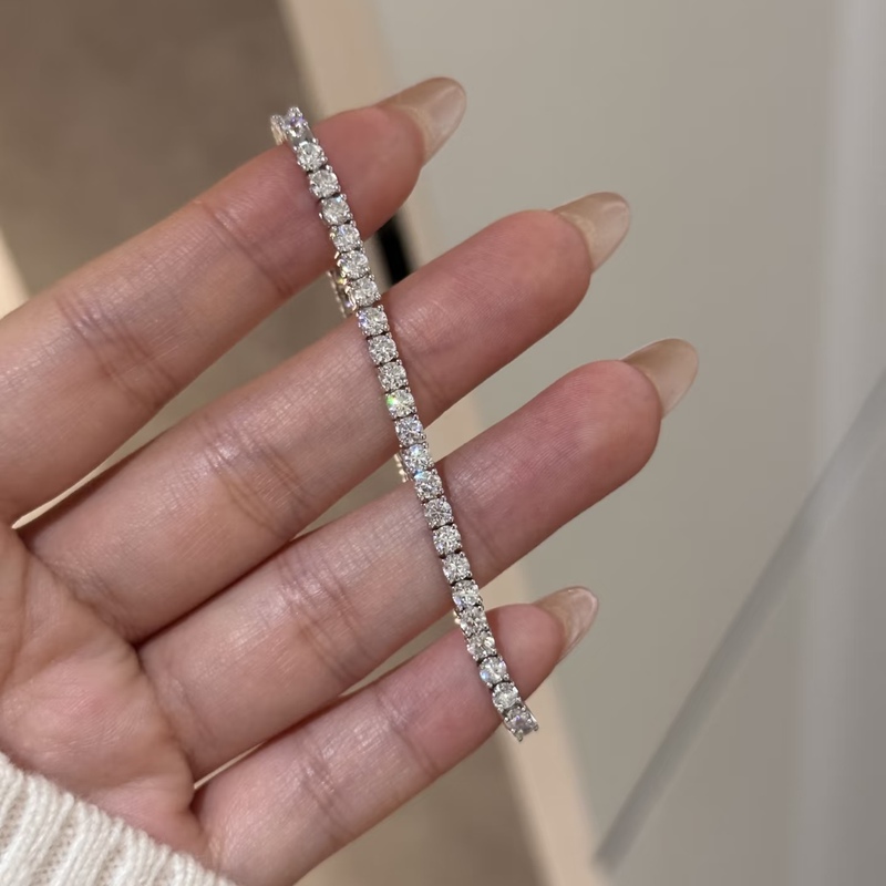 Super Shiny Eight Hearts and Eight Arrows Zircon Titanium Steel Tennis Bracelet Full of Diamonds with Invisible Clasp, Light Luxury, Non-Fading