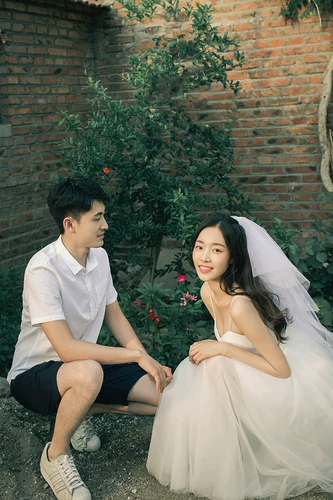 Тема фильма тема фильма сладкая индивидуальность, идиллическая, маленькая свежая одежда на улице сцены снимают красивое искусство фото фотореагирование фото