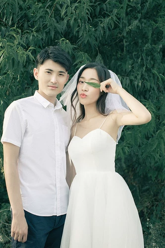 Тема фильма тема фильма сладкая индивидуальность, идиллическая, маленькая свежая одежда на улице сцены снимают красивое искусство фото фотореагирование фото