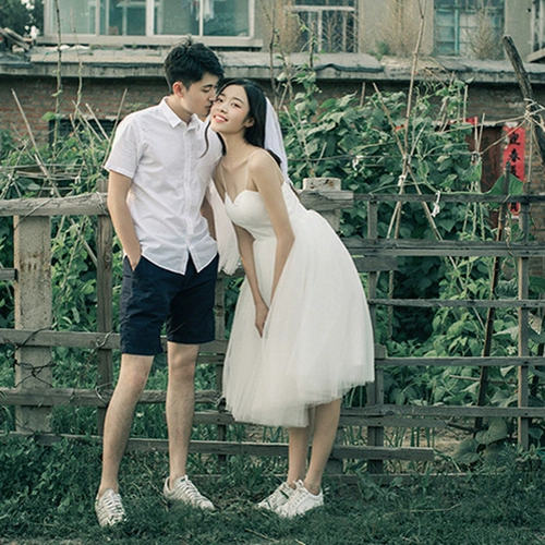 Тема фильма тема фильма сладкая индивидуальность, идиллическая, маленькая свежая одежда на улице сцены снимают красивое искусство фото фотореагирование фото