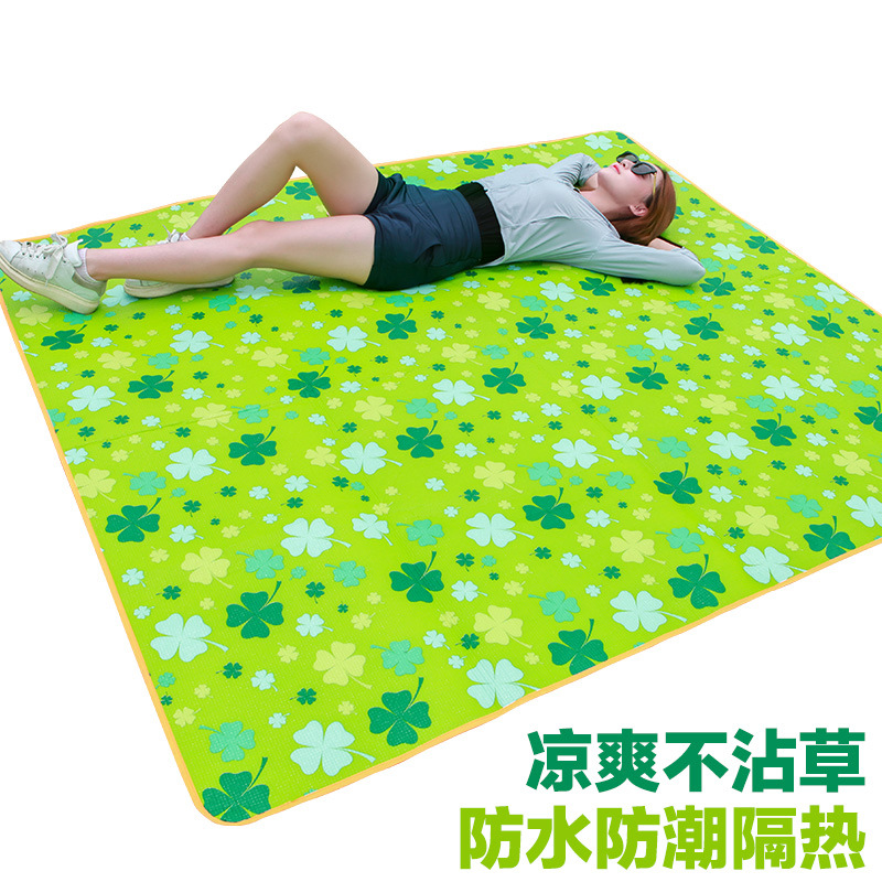 Picnic Mat Thickened Outdoor Folding Portable Moisture Resistant Waterproof Tent Mat Crawl Ground Mat Yoga Mat Wild Cooking Camping Cloth