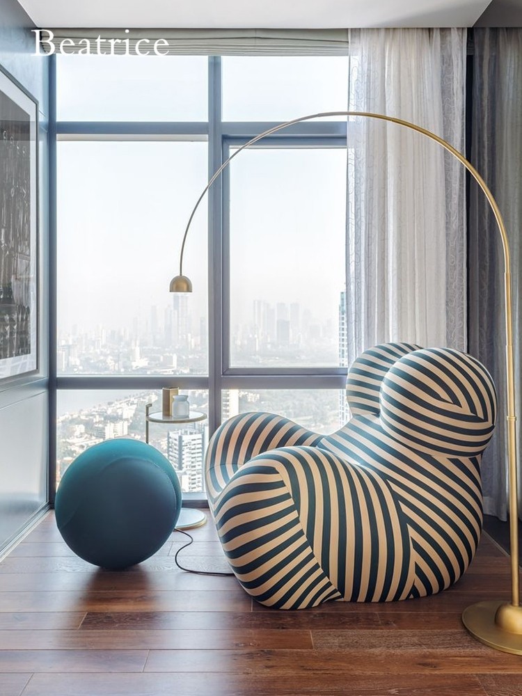 Mother's Embrace Lazy Sofa Italian Designer Creative Leisure Chair Net Red Single Recliner Hydrangea Chair