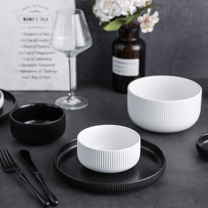 Jian Lin, a Scandinavian simple black and white western - style food rainbow such use salad bowl ceramic bowl household dinner plate cruise