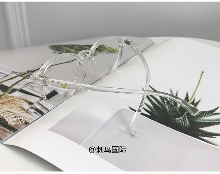 Thoải mái trong suốt kính khung nam và nữ thủy triều Hàn Quốc Harajuku trắng không gây dị ứng siêu nhẹ toàn khung cận thị kính phẳng kính đổi màu