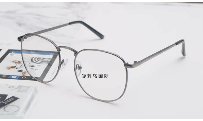Quạt mới Zhang Dazhao Zhiiao với gương phẳng Đàn ông và phụ nữ có thể được trang bị kính cận kim loại khung kính cận thị Retro kính mắt cho bé
