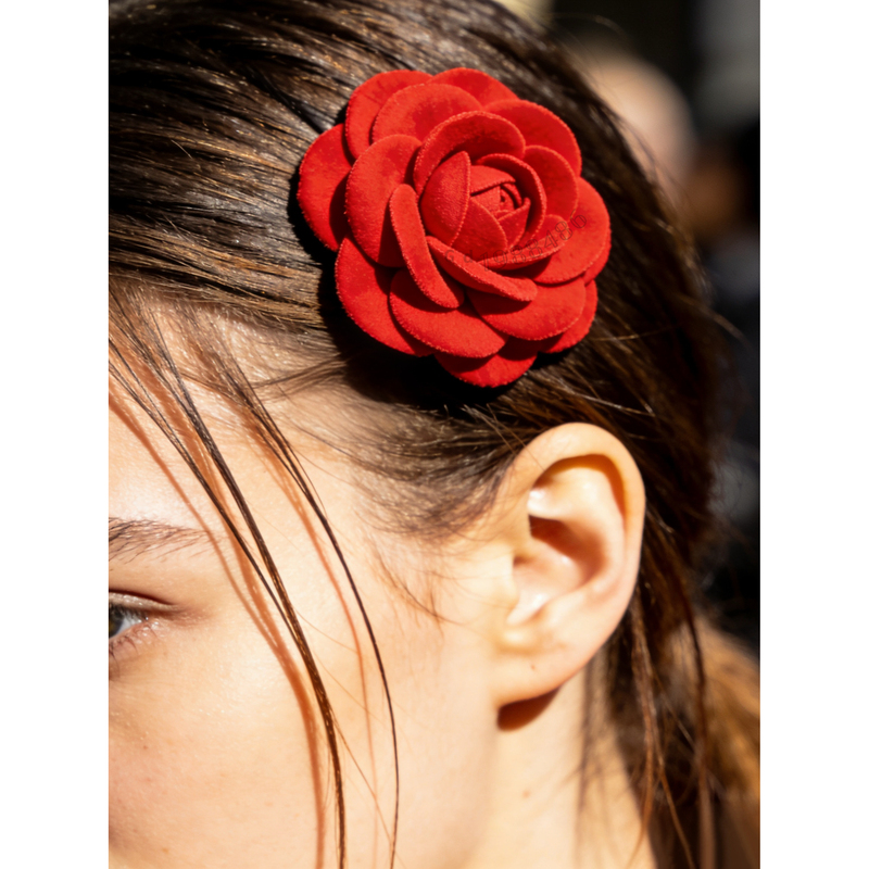 Gold Five-Pointed Star Hair Clip for Women, New Versatile Style, Age-Reducing, Elegant Socialite Bangs Clip, Arc De Triomphe Shark Hair Clip