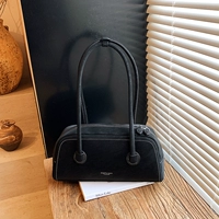 Черная подвеска