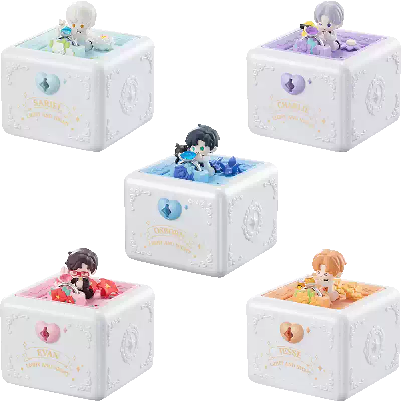 泡泡玛特光与夜之恋翻转浪漫戒指盒手办精致场景收藏礼物