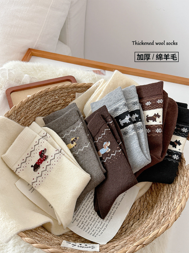 Six-Fingered Mouse Warm Socks for Girls, High Tube Wool Socks for Older Children, Mid-Length Autumn and Winter Cotton Socks, Adult Women's Socks