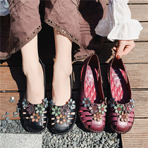 New summer leap month mother single shoes leather flat and comfortable soft soles middle-aged and elderly womens shoes large size hole sandals