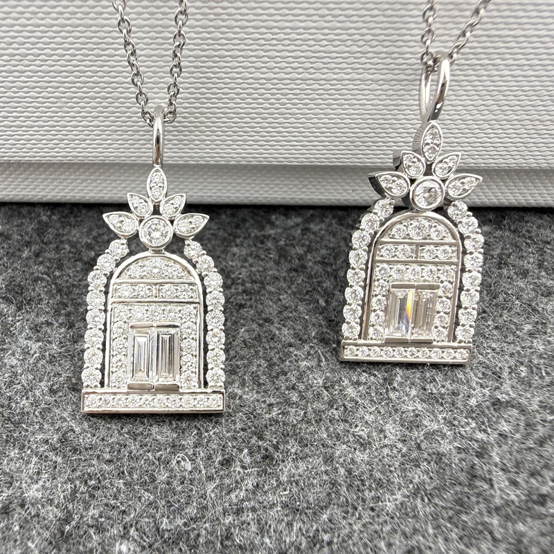 Pt950 Platinum Hw Gate of Happiness Necklace for Women with Natural Diamonds and Cultivated Diamonds Full Diamond Pendant