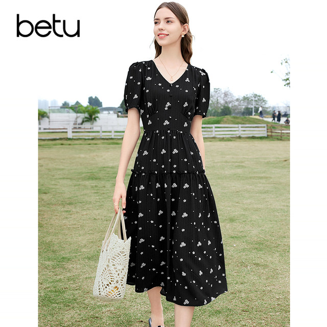 ເຄື່ອງນຸ່ງຜູ້ຍິງ betu 2024 summer new embroidered V-neck retro high-waist slim mid-length dress