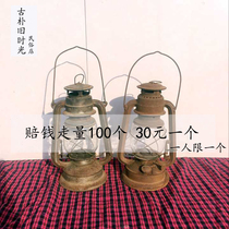 Special offer a large number of vintage kerosene lamp portable lantern Lantern folk nostalgic old objects film and television props decorations