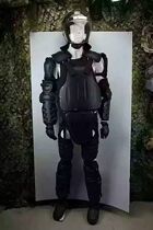 Factory direct anti-riot clothing security anti-riot armor anti-explosion suit black flame-retardant hard anti-riot protection equipment