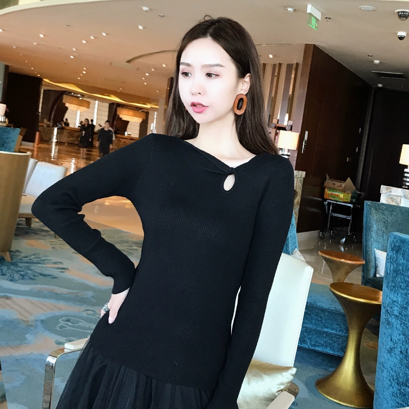 Áo len dệt kim nữ dài tay áo len mỏng mùa thu đông mới Slim nữ cao cổ màu đen Áo len