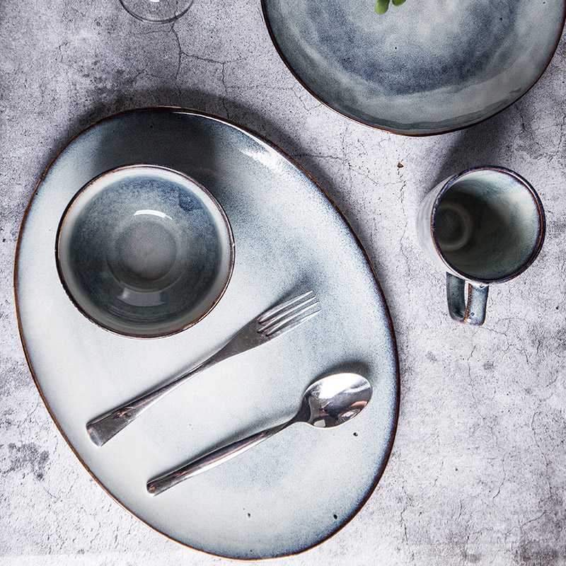 Lototo Japanese ceramic flat fish salad plate creative bowl dish home plate retro beefsteak plate