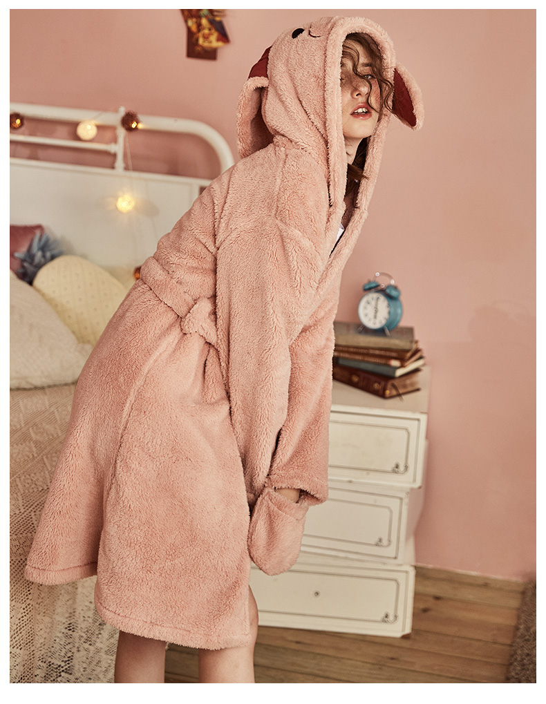 Áo choàng nhung nữ mùa thu và mùa đông dày tai thỏ trùm đầu váy ngủ trong đoạn dài flannel đồ ngủ nhà dịch vụ áo choàng tắm áo ngủ 2 dây