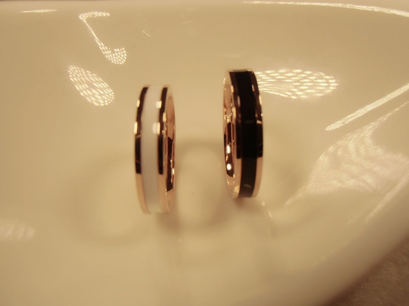 Rose gold skinny fashion web celebrity, black and white ceramic rings for men and women lovers ring tail ring finger to buddhist monastic discipline act the role ofing is tasted