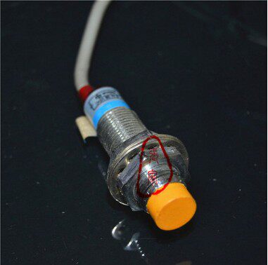 LJ12A3-4-Z AY DC three-wire PNP normally closed M12 6-36v