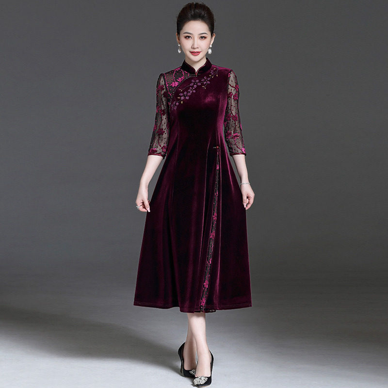 Wedding mother dress noble cheongsam autumn dress 2022 new Xi mother-in-law wedding dress foreign style improved dress