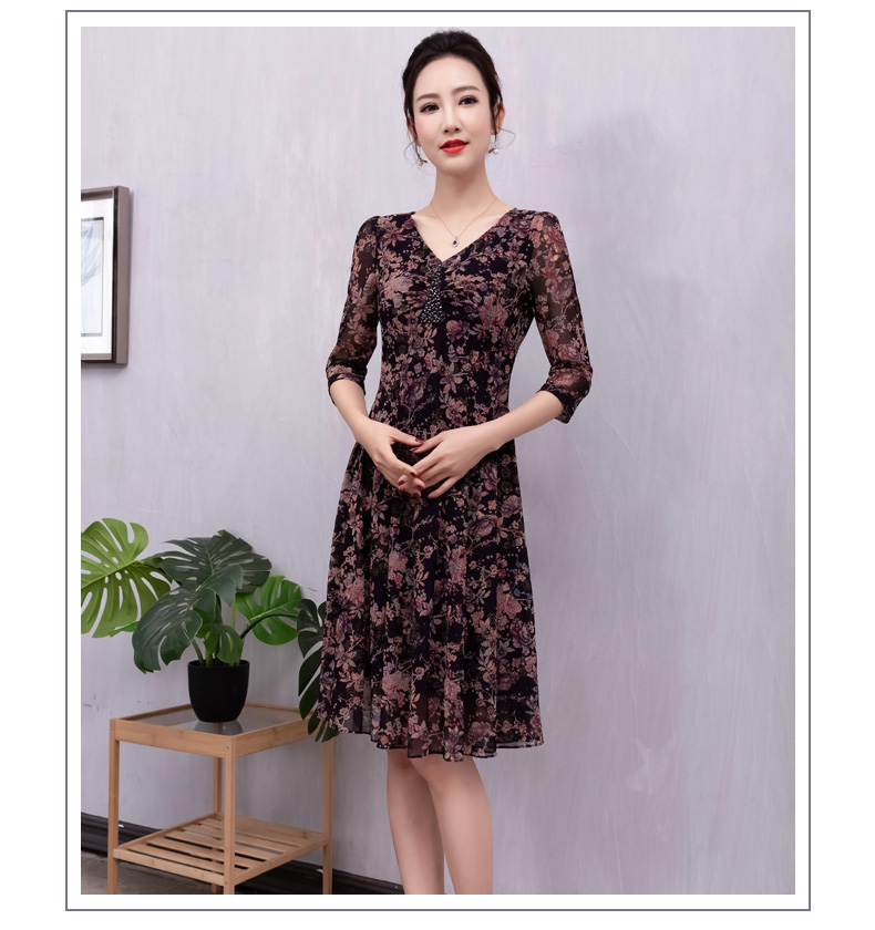 Keithman 2019 xuân hè sản phẩm mới size lớn đầm mẹ trung niên kim cương sáng màu trung tính trang phục gạc - Phụ nữ cao cấp quần áo cho mẹ