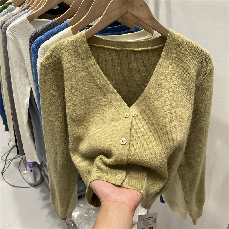 2021 Early autumn loaded with new short section High waist long sleeves knit cardiovert jacket female blouse V collar soft glutinous sweater