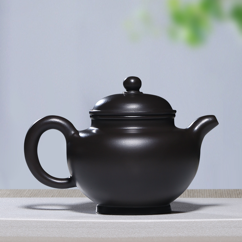 Mingyuan tea pot of yixing are it by pure manual undressed ore, black mud fortune of the ancients pot teapot tea set