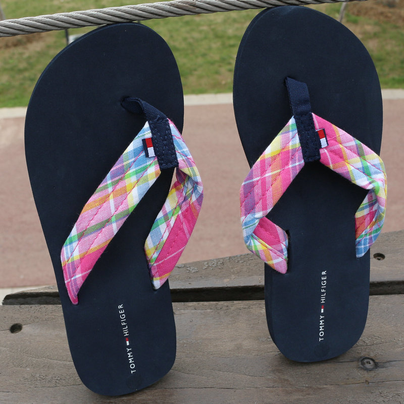 Summer fashion flat bottom sandals shoes women's non-slip flip-flops holiday ladies flip-flops Korean version trend beach shoes