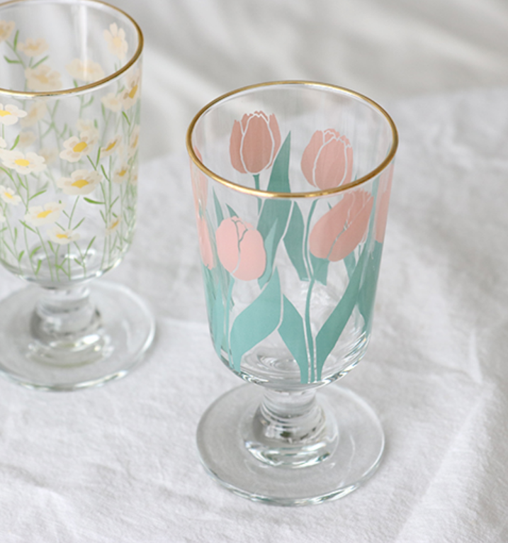 Korean niche ins vintage daisy tulip glass goblet fruit juice cup romantic style