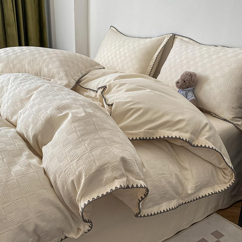 Class A pro-skin pure cotton washed cotton Huffag four sets of sets with wind pure color simple triangular needle quilt cover full cotton bed