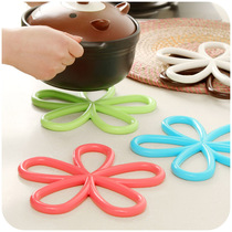 Fashionable quality plum-shaped heat insulation pad anti-scalding table PVC pot mat coaster bowl pad