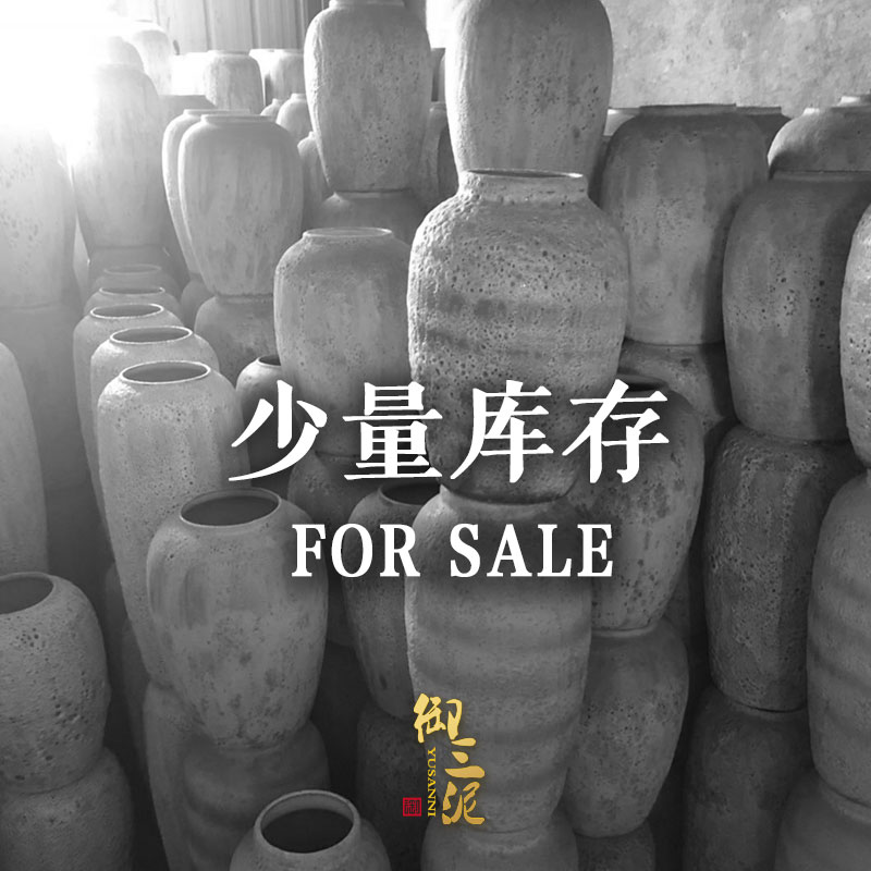 A clearance of jingdezhen ceramic vase landing sitting room dry flower is placed to restore ancient ways produce in arranging flowers flower garden decoration