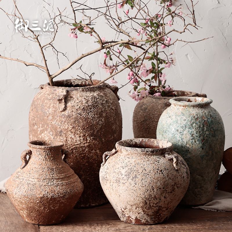 Manual coarse clay pottery TaoHua device, fleshy dry flower vase home stay facility the retro teahouse zen flowerpot orphan works