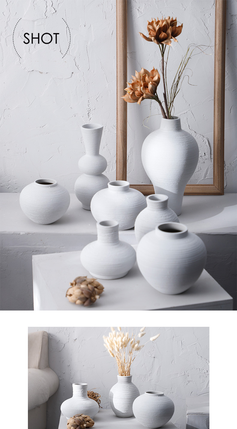 Retro contracted flower implement northern Japanese ceramic vases, dried flower flower Chinese zen furnishing articles sitting room small and pure and fresh