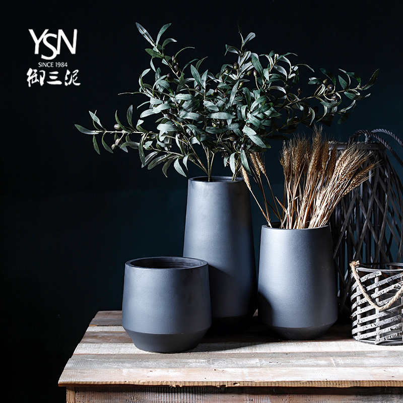 Zen decorative furnishing articles ceramic dry flower vase Nordic contracted home stay facility minimalist Japanese small and pure and fresh flower arranging the living room
