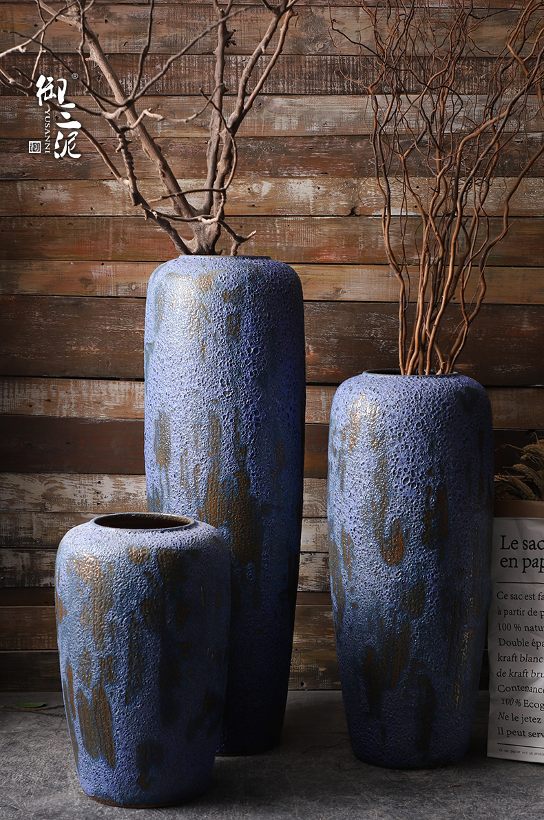 Big blue porcelain vase restoring ancient ways American ground dried flower arranging flowers home porch adornment of I sitting room furnishing articles