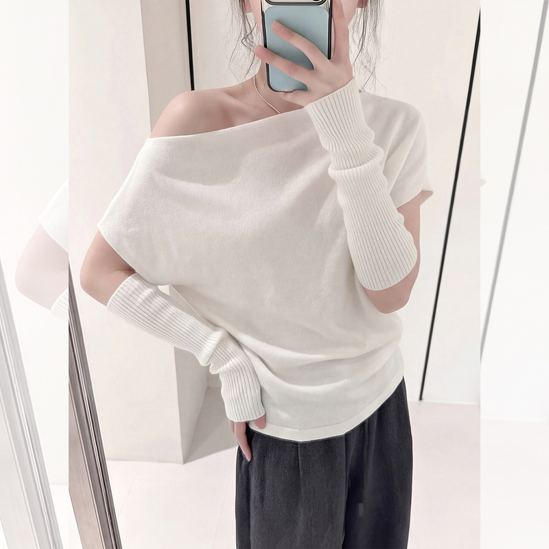 Stylish White Off-Shoulder Short-Sleeve Knit Sweater with Sleeves for Women, Early Autumn, Petite, Loose Fit, Thin Layering Top