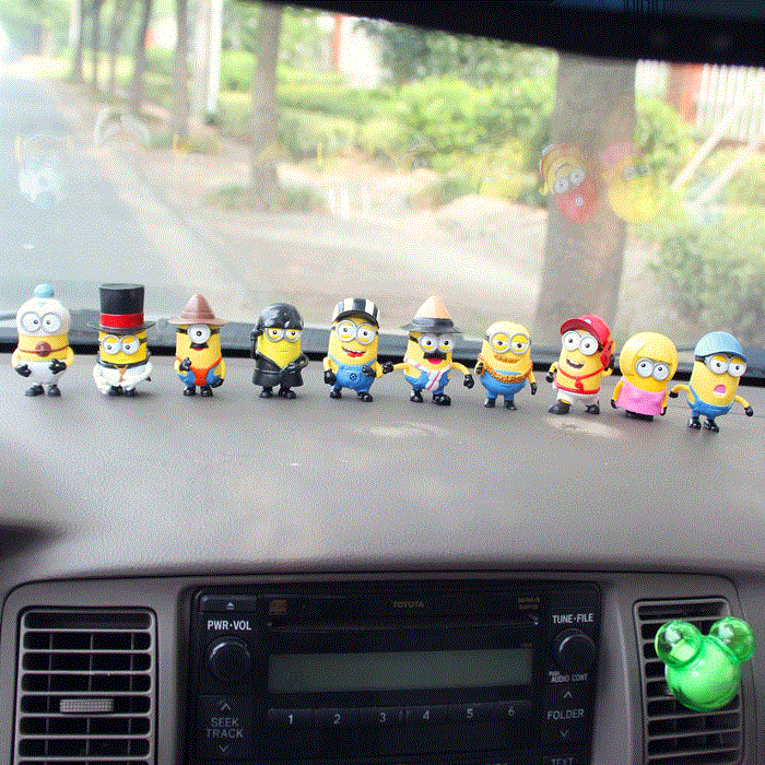小黄人汽车摆件公仔 卡通车内饰品创意车载 神偷奶爸车上装饰可爱
