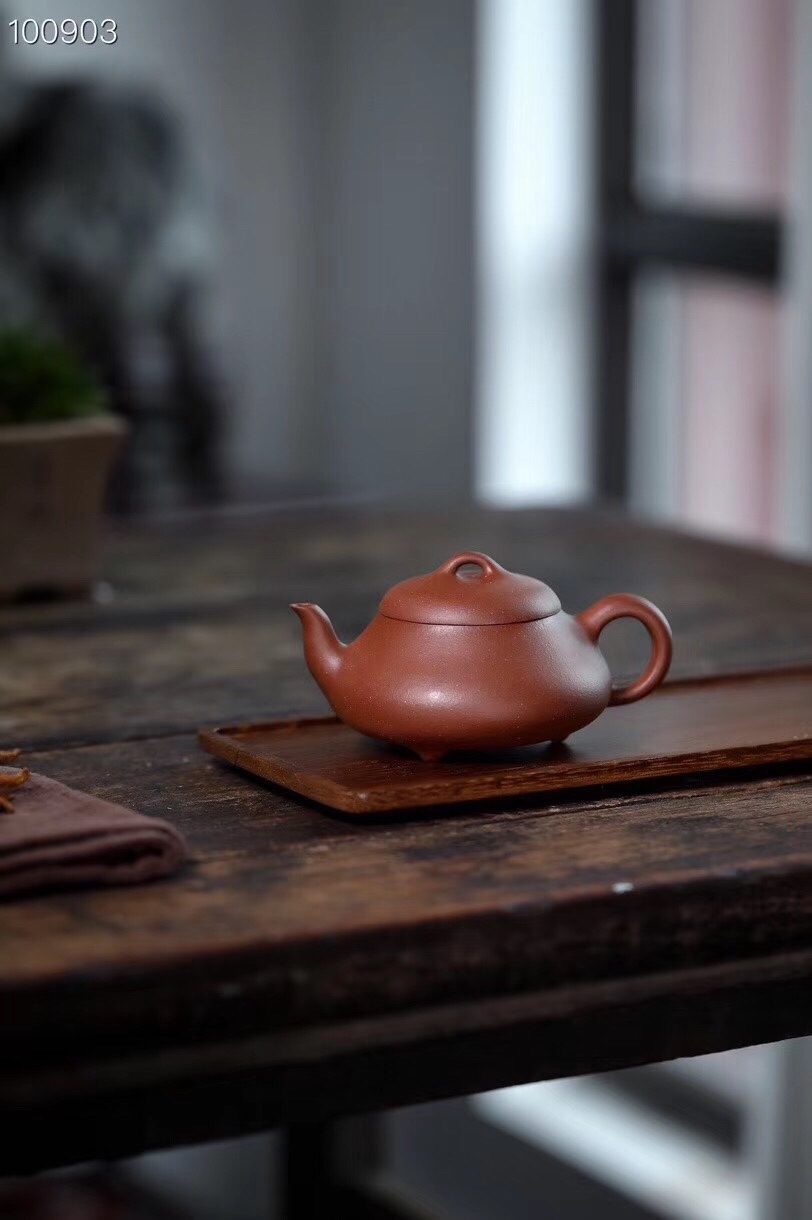Tao Xiangxuan, Yixing purple sand pot, Hantang stone scoop, red slope mud, capacity 200ml