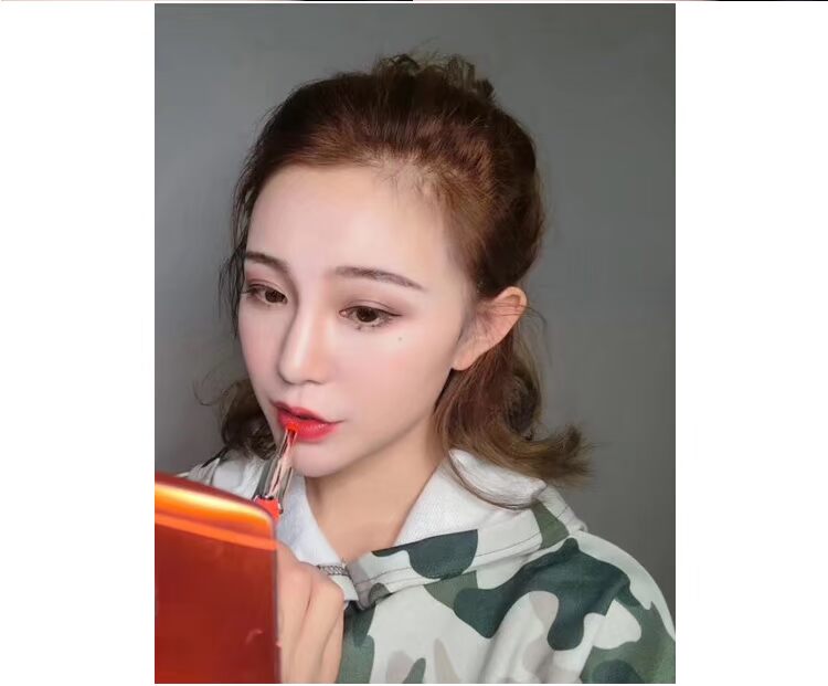 Kem dưỡng ẩm của KAX Queens SIGHter Rất ẩm và rất đẹp son 3ce childlike