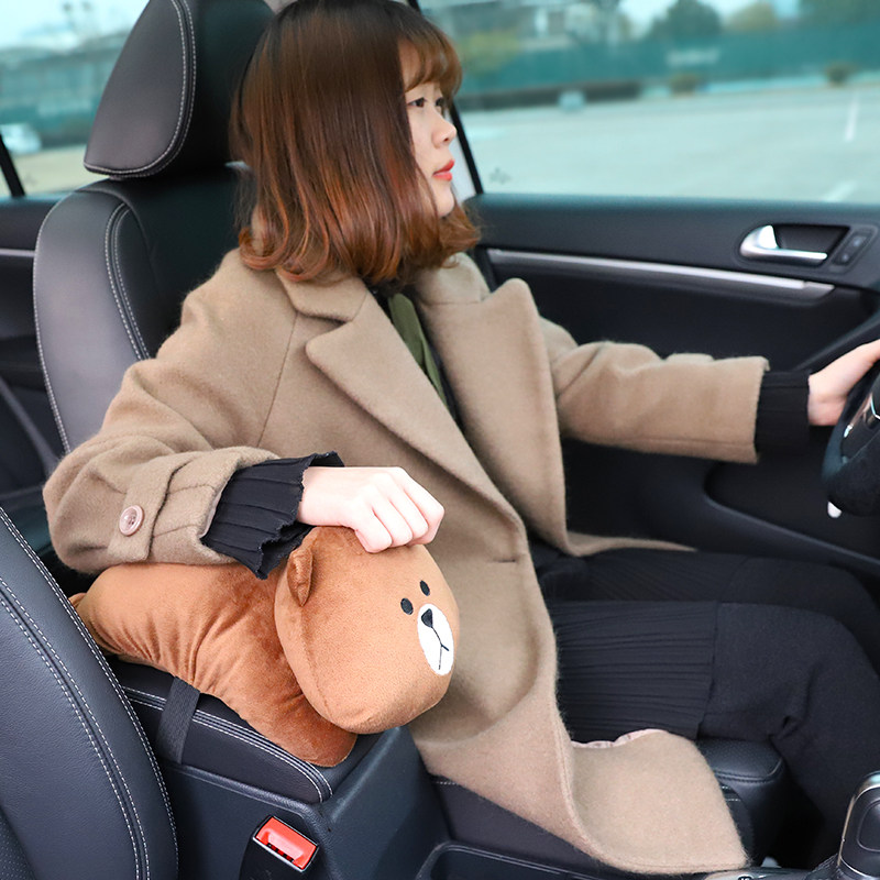 Car tissue box Interior small car napkin box in the car Multi-functional simple decoration hand-held box day