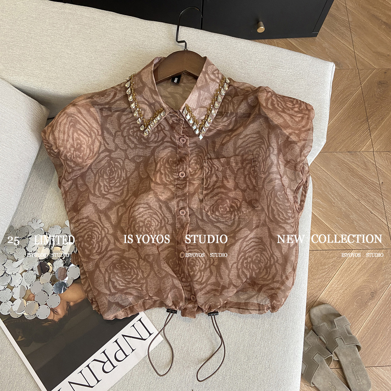 Vintage Rhinestone-Embellished Rose Pattern Sleeveless Shirt for Women, Summer 2026 New Thin Drawstring Waist-Cinching Top for Petite Figures