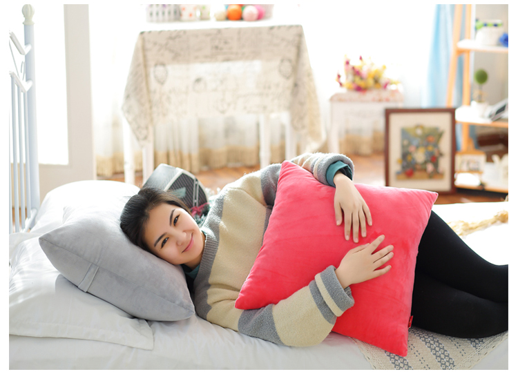 Sofa màu đệm gối văn phòng gối tựa lưng xe eo gối siesta gối gối thắt lưng không có lõi bộ chăn gối ngủ văn phòng giá rẻ