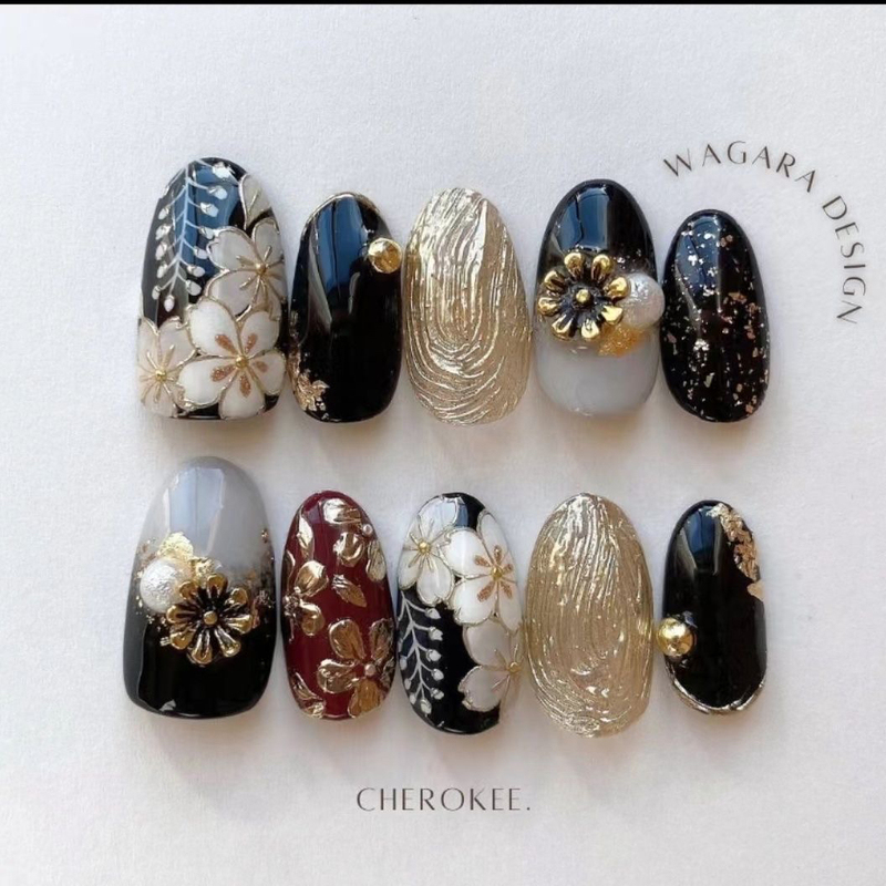 Japanese Style ins Black Elegant Press-On Nails, High-End Short Floral Press-On Nails, Dark Style Hot Girl Nail Art Finished Product