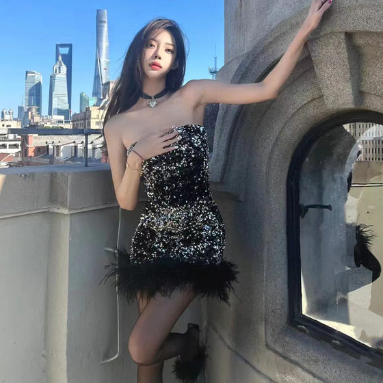 High-end dress, sexy feather sequined tube top skirt, slim and pure sexy hot girl hip-hugging dress