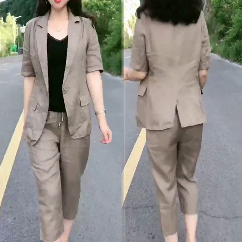 Fashion Suit for Women 2023 Summer New Short-Sleeved Blazer Top and Cropped Pants Internet Celebrity Style Elegant Two-Piece Set Trendy